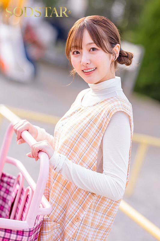 品番：1start00373 息子が通う保育園の美人先生と妻子が実家に帰省中に自宅密会をして1週間ヤリまくった絶倫不倫セックス 青空ひかりの画像