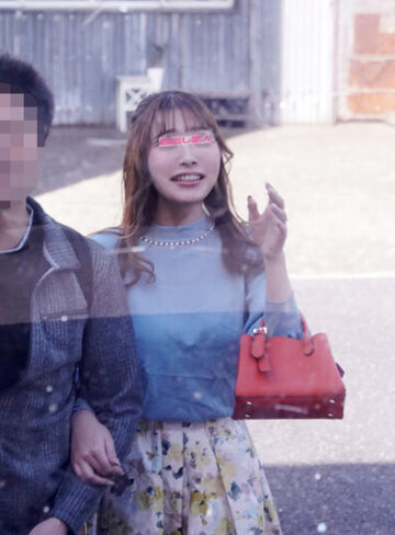 品番：dvmm00294 顔出しMM号 仲良し夫婦限定 ザ・マジックミラー 清楚な奥様が過激な絶頂寸止め焦らし体験！極限まで全身の感度が高まった人妻オマ○コにズボっと生挿入！旦那の目の前で絶叫のけ反り即イキ無限絶頂！全員NTR生中出し！
