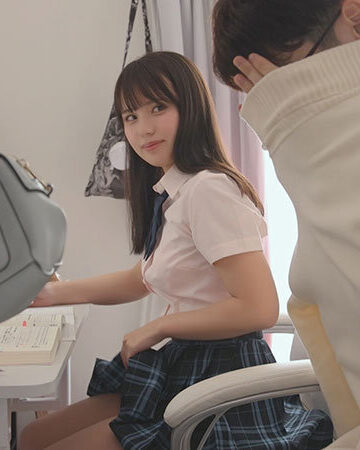 品番：sone00371 家庭教師の俺を反則的にやにやパンチラで誘ってくる小悪魔美少女 渚あいり